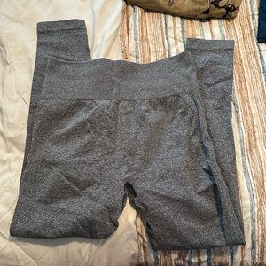 Butt scrunch leggings